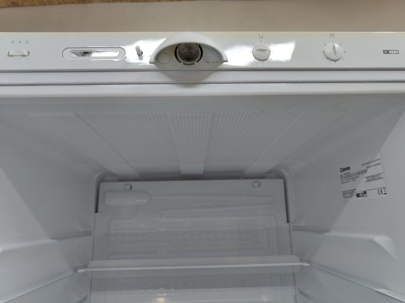 Холодильник двокамерний Cilinga KFP560V150W 253+82л sn 20070475524 n476
