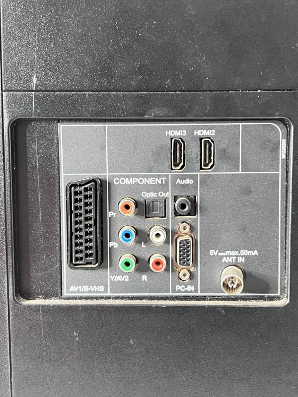 Телевізор 46 Grundig 46VLE62BE Full HD