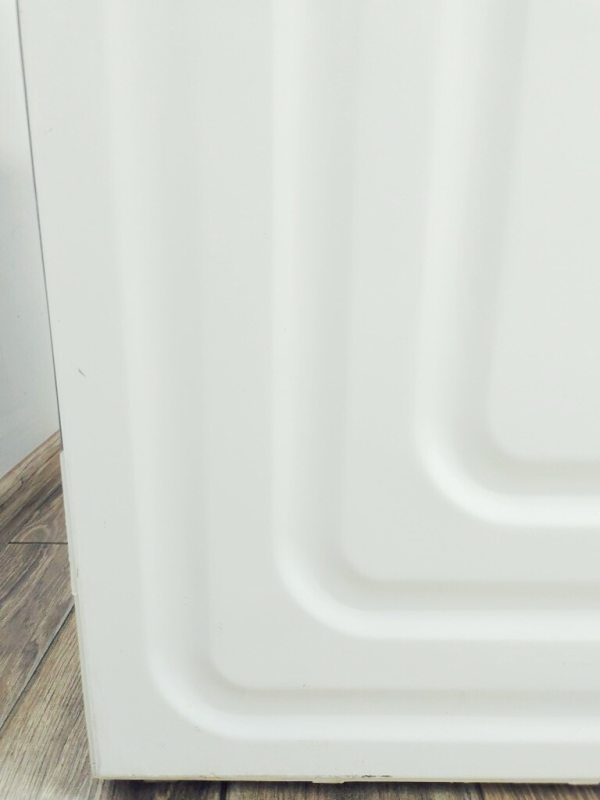 Сушильна машина Samsung DV81M50103W