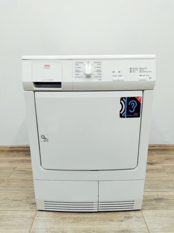 Сушильна машина AEG T55820