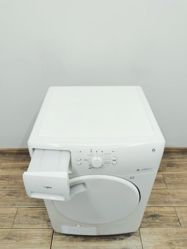 Сушильна машина Whirlpool AZB6570