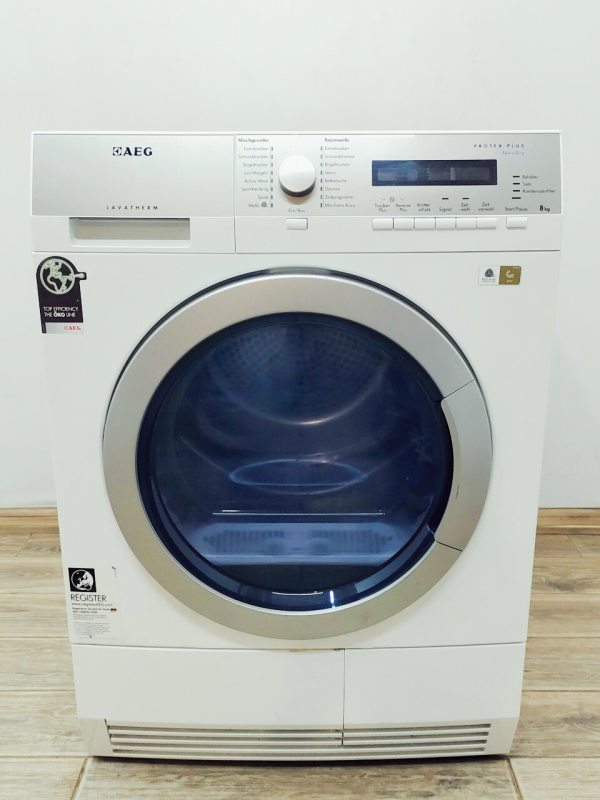 Сушильна машина AEG T76786IH