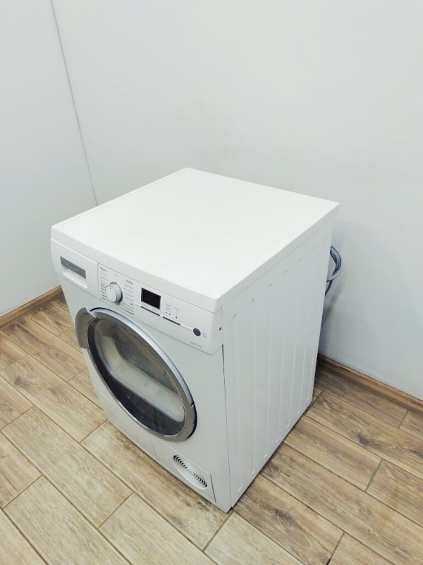 Сушильна машина Siemens WT46W560 08