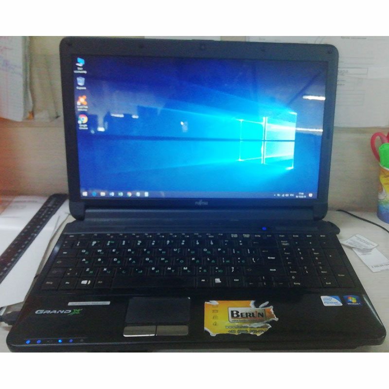 Ноутбук Fujitsu Lifebook AH530 sn YL9Q299170