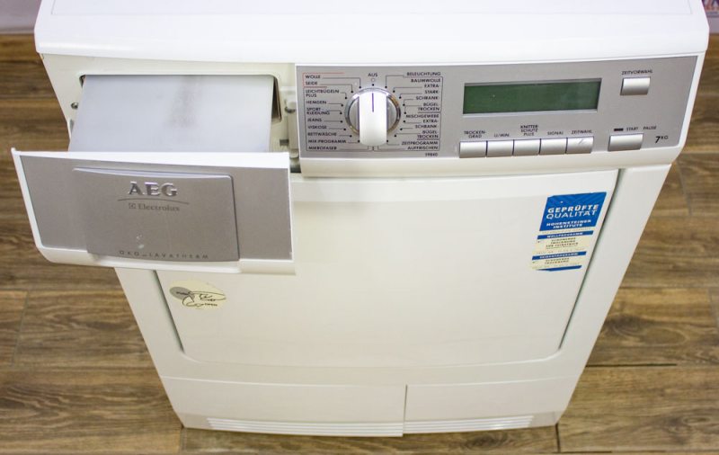 Сушильная машина AEG T59840