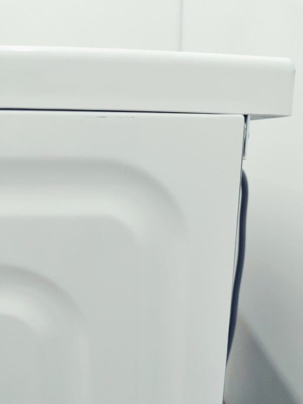 Сушильна машина Samsung DV81M50103W