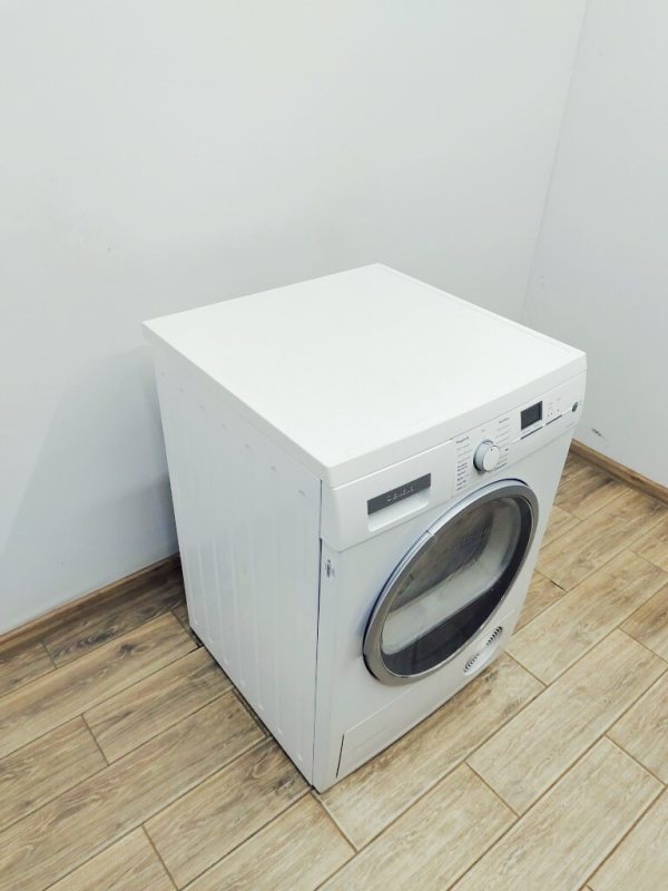 Сушильна машина Siemens WT46W560 08