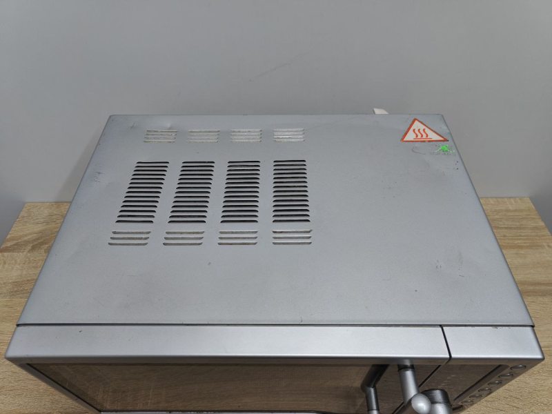 Мікрохвильова піч SilverCrest KH1168 1200W sn 043360