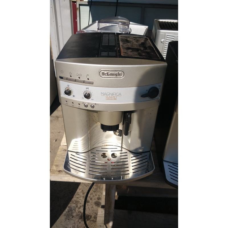 Кофе машина Delonghi Magnifica Rapid cappuccino EAM3300