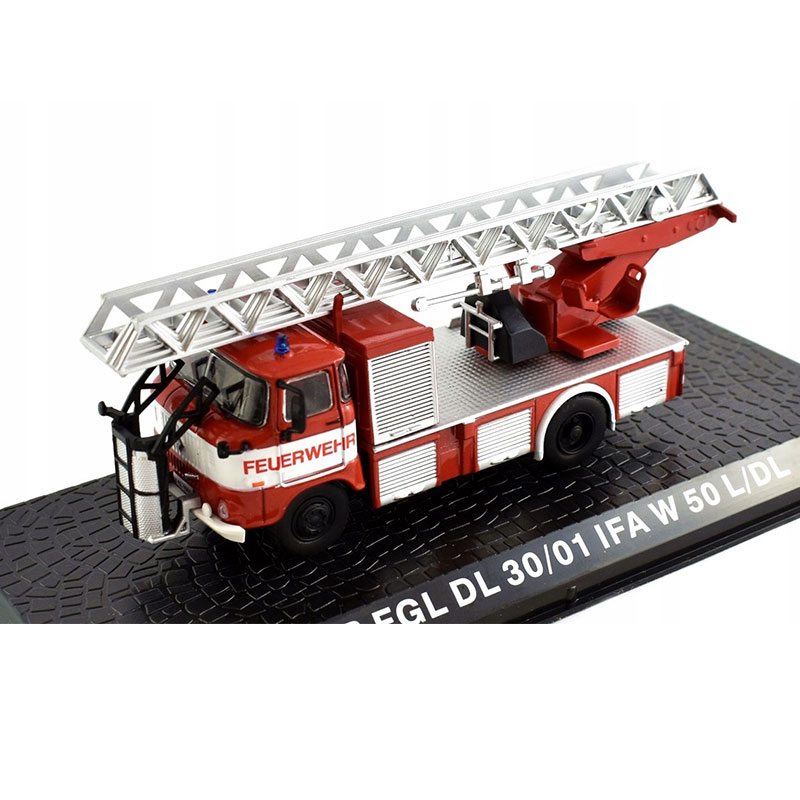 Игрушка модель Пожарная машинка VEB FGL DL 30/01 IFA W 50 L/DL