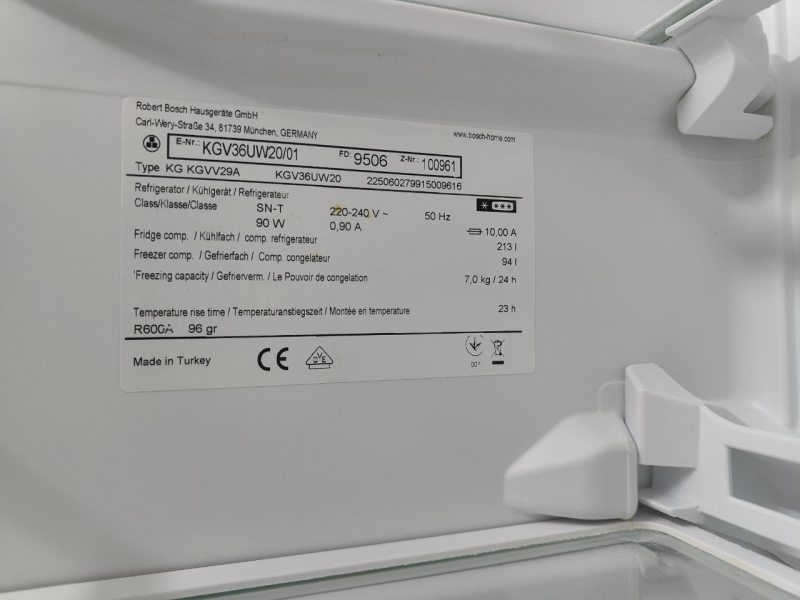 Холодильник двокамерний Bosch KGV36UW20 90W 213+94л sn 9506100961 n480