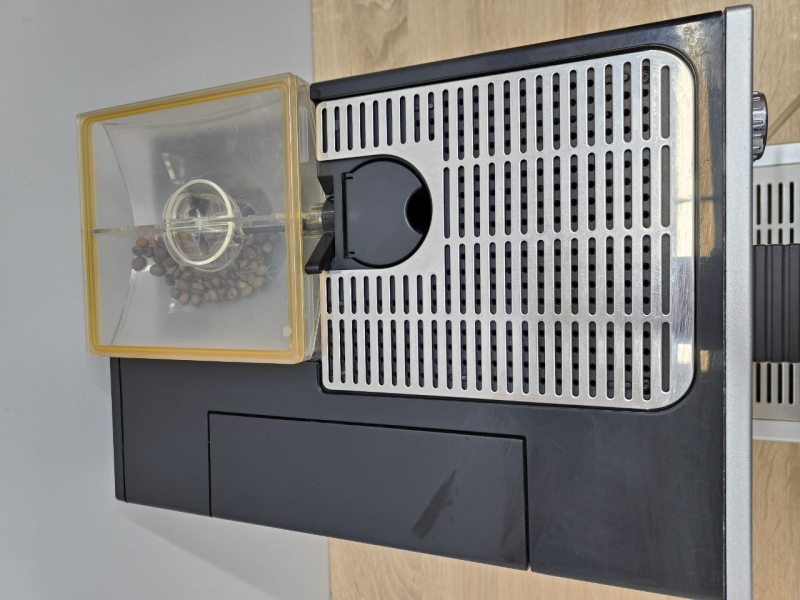 Кавоварка Melita caffeo Ci