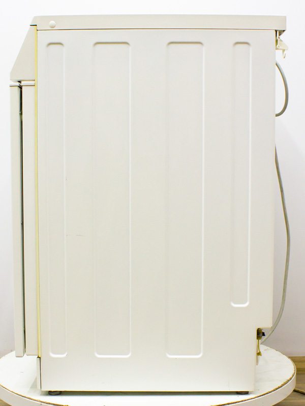 Сушильна машина Miele T675C