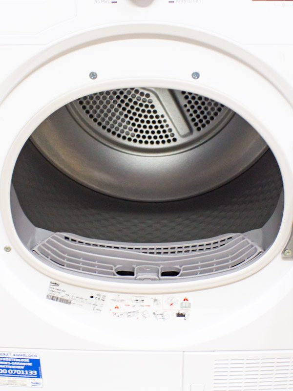 Сушильна машина Beko DPS 7405 W3