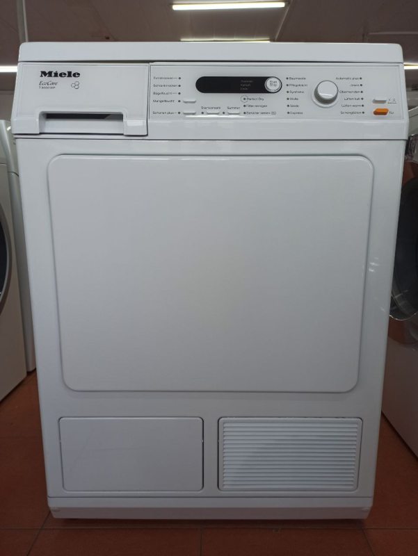 Сушильна машина Miele T8827WP