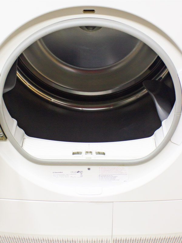 Сушильна машина Electrolux EDP2074GDW