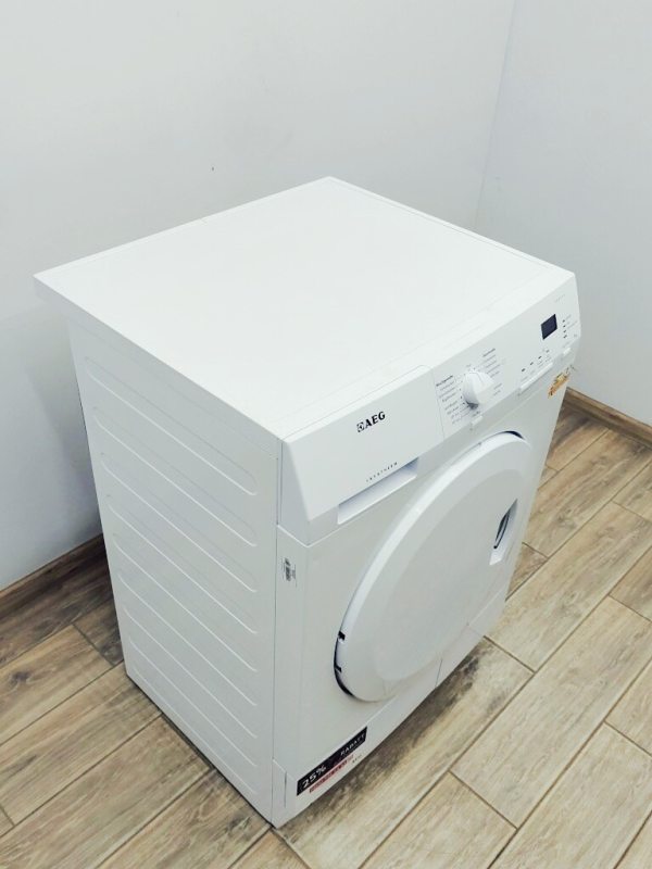 Сушильна машина AEG T61270AC