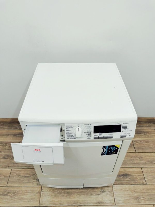 Сушильна машина AEG T5684EXL