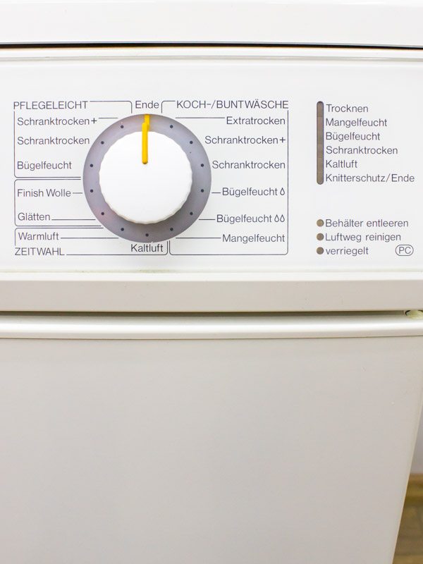 Сушильна машина Miele T675C