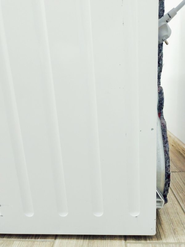 Сушильна машина Siemens WT46W560 08