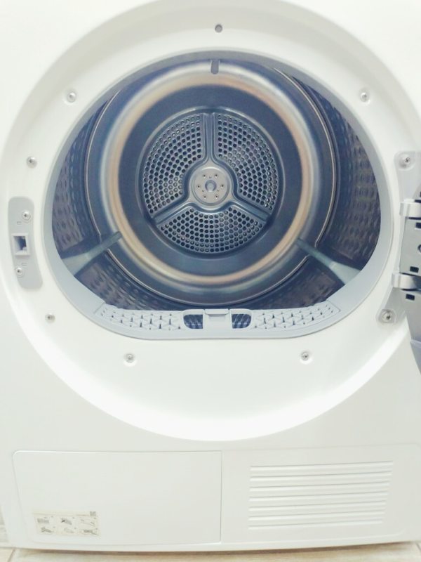 Сушильна машина Samsung DV81M50103W