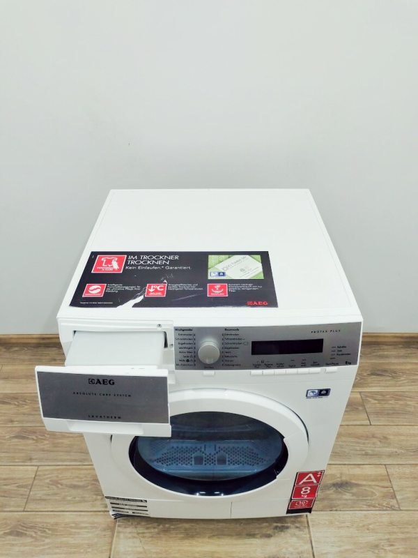 Сушильна машина AEG T7678EXIH4