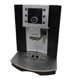 Кавомашина Delonghi Perfecta Панарелло( зламана кришка кави крейда.Знижка!)