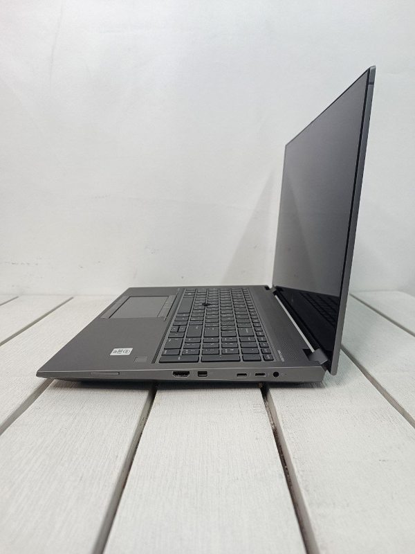 Ноутбук HP Zbook Fury 15 G7 15.6 4K бат 4:00