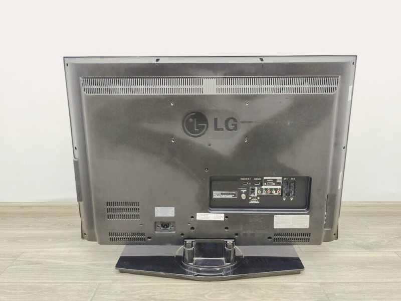 ТБ 32 LG 32LC56 LCD HD