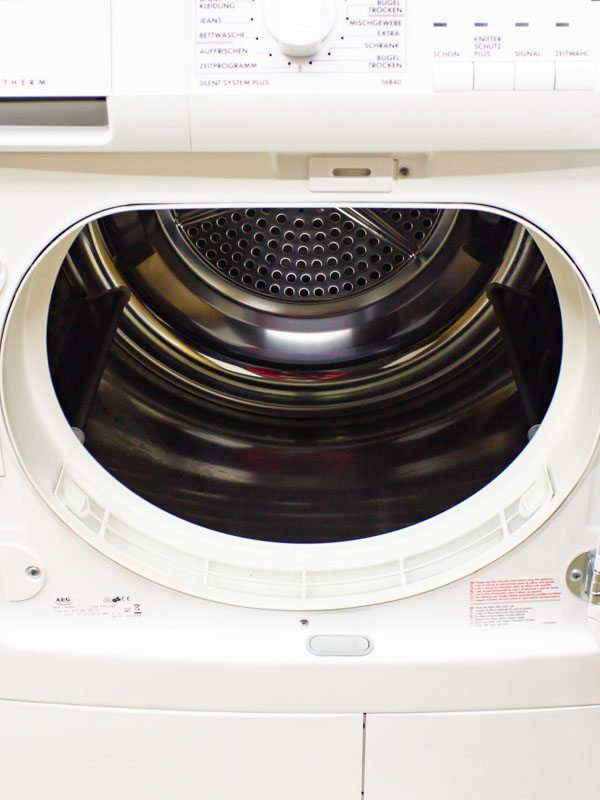 Сушильна машина AEG T56840