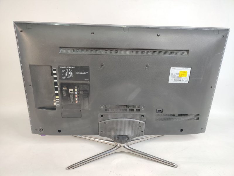 ТБ 40 Samsung UE40F6470SS Full HD Smart TV