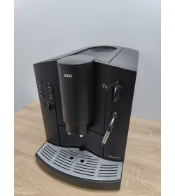 Кавомашина AEG