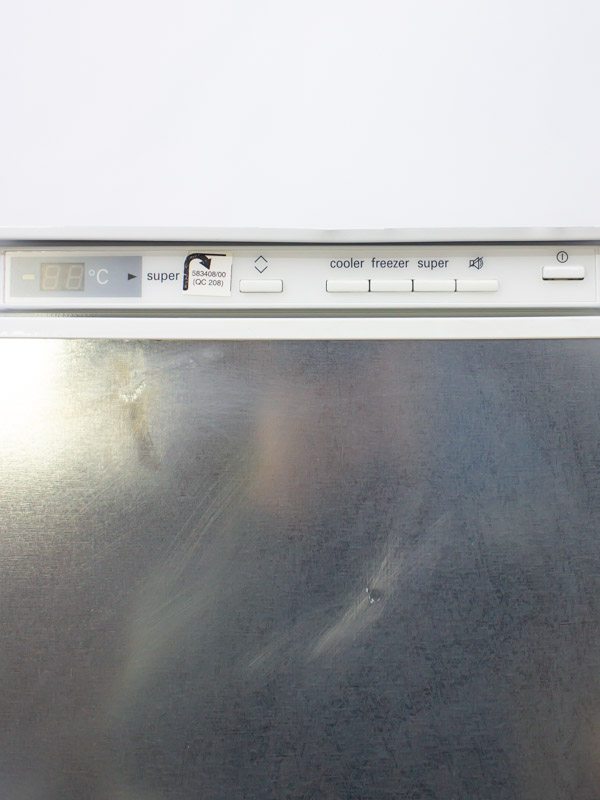 Холодильник двокамерний вбудовуваний Siemens KI34SA50 04