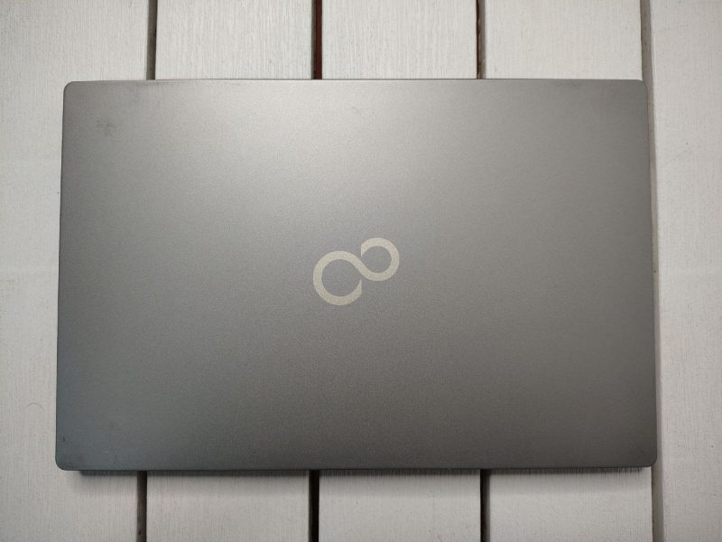 Ноутбук Fujitsu LifeBook U7411 14 FHD Б/У Бат до 8 годин