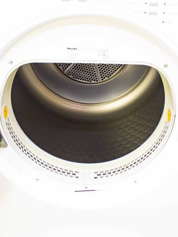 Сушильна машина Miele T7736