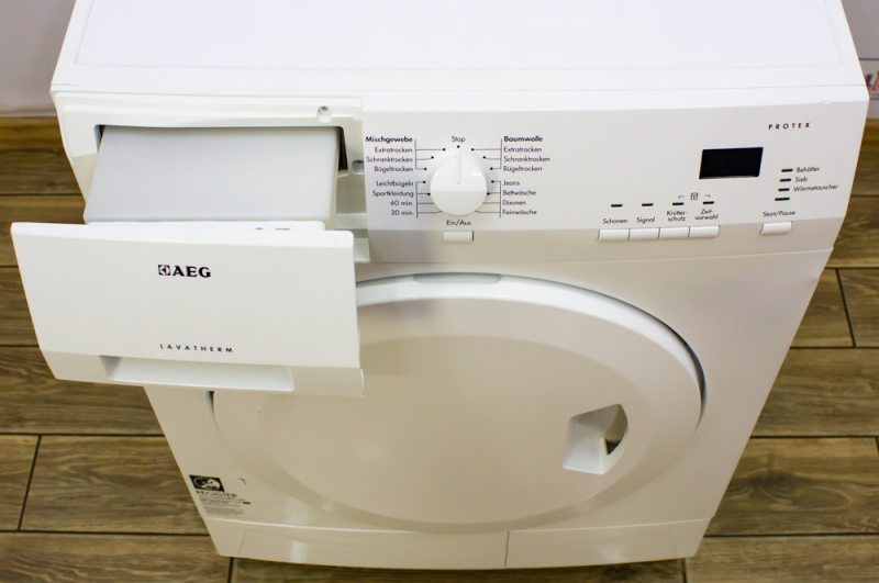 Сушильный автомат AEG T65280AC