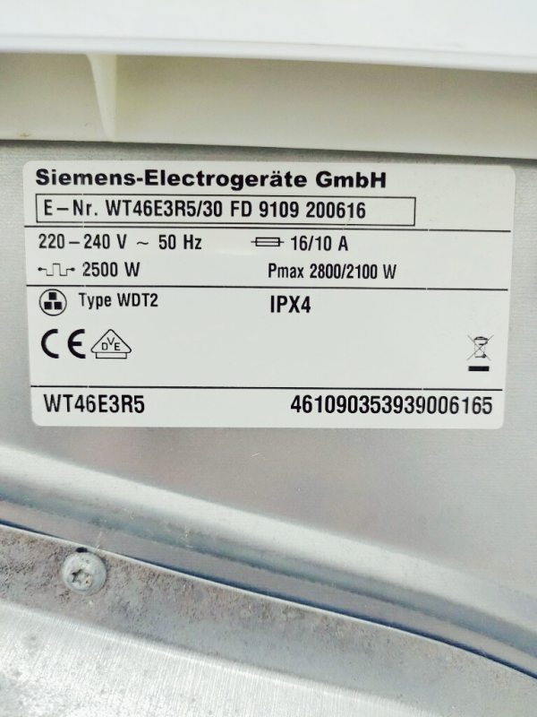Сушильна машина Siemens IQ500 WT46E3R5 30