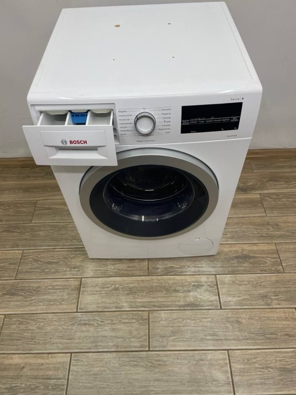 Пральна машина Bosch Serie6 WAG28430