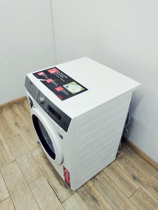 Сушильна машина AEG T7678EXIH4