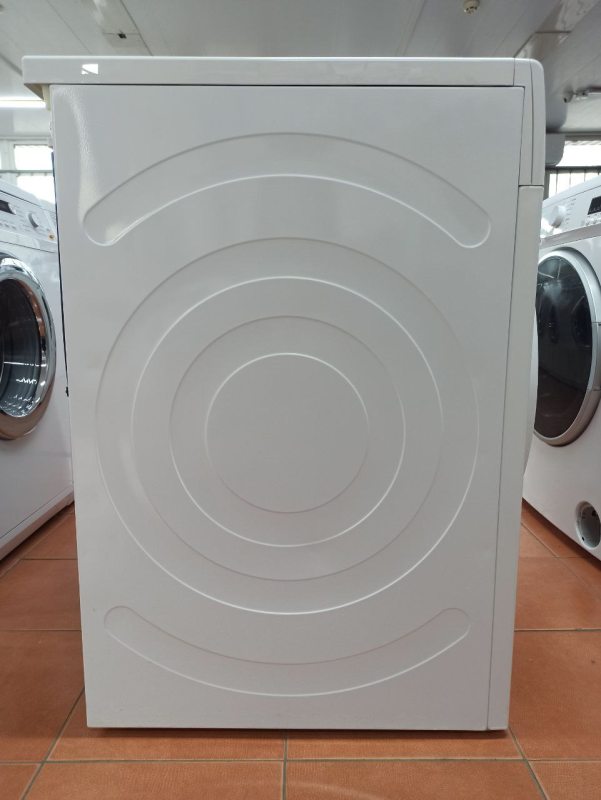 Сушильна машина Bosch WTW87541 09