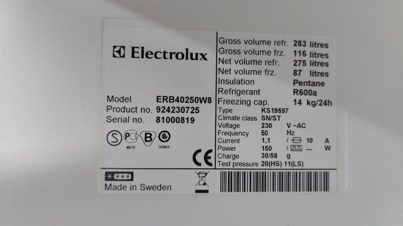 Холодильник двокамерний Electrolux ERB40250W8 10W 275+87л sn 81000819 n542