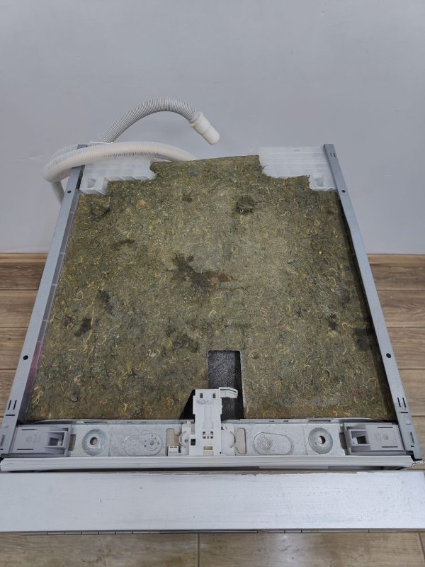 Посудомийна машина Siemens SR15M880SK 2400W 10ком sn 920500351 n547