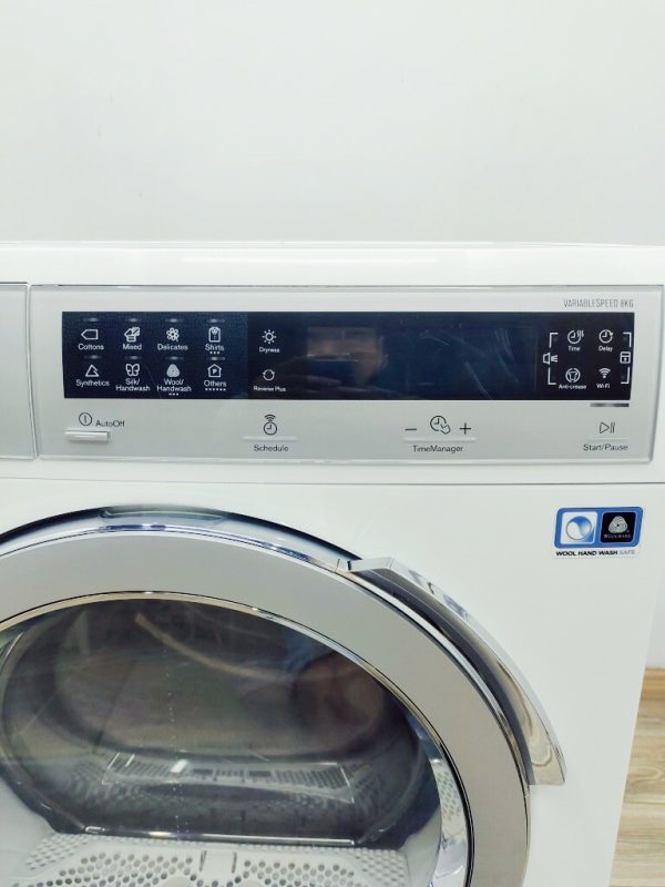 Сушильна машина Electrolux EDH3986WW