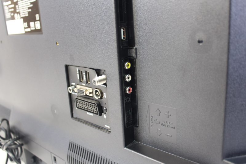 ТБ 32 Panasonic TX 32GW334 LED HD