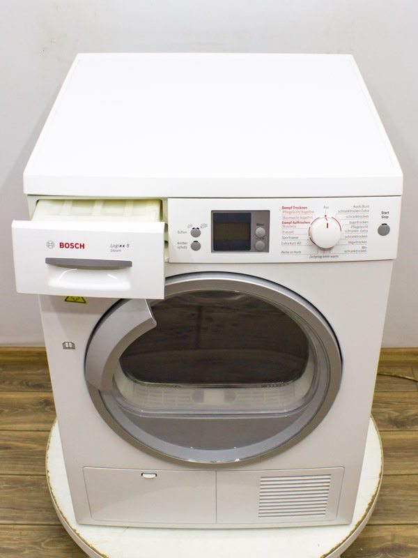 Сушильна машина Bosch Logixx8 WTS86514 17
