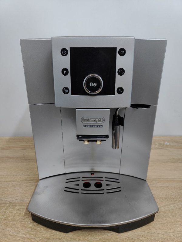 Кавоварка Delonghi Perfecta Панарелло