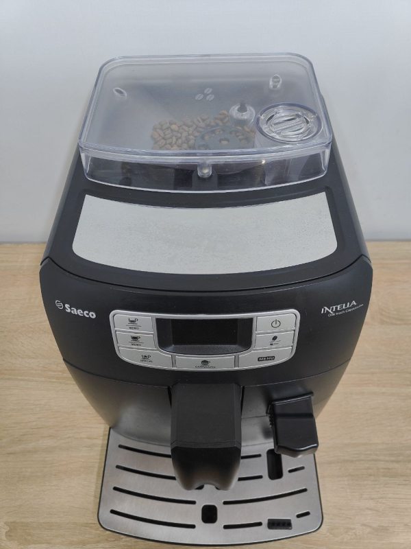 Кавомашина Saeco Intelia