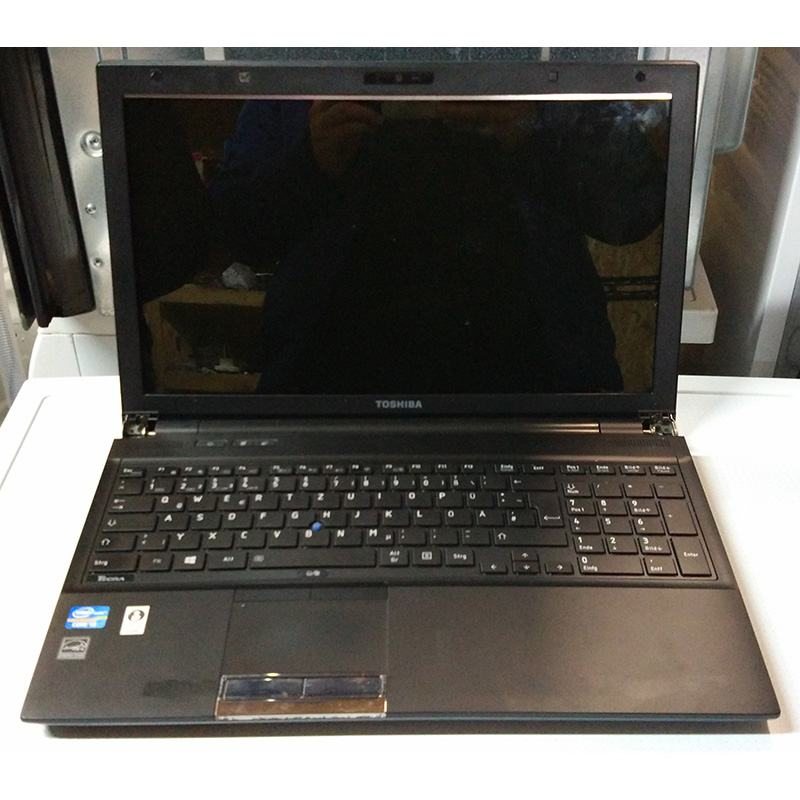 Ноутбук Toshiba Tecra R9501ED
