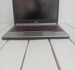 Ноутбук Fujitsu LifeBook E734 13.3 HD бат 1:00 год