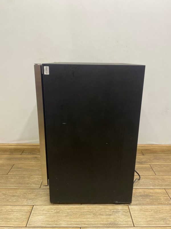 Винна шафа Temptech VWCR36DS 135W без шильда